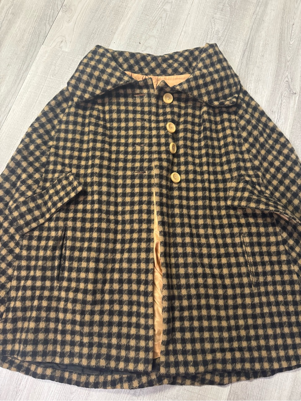 Vintage Plaid Wool Cape Coat | Black & Beige Check Pattern Collar Poncho